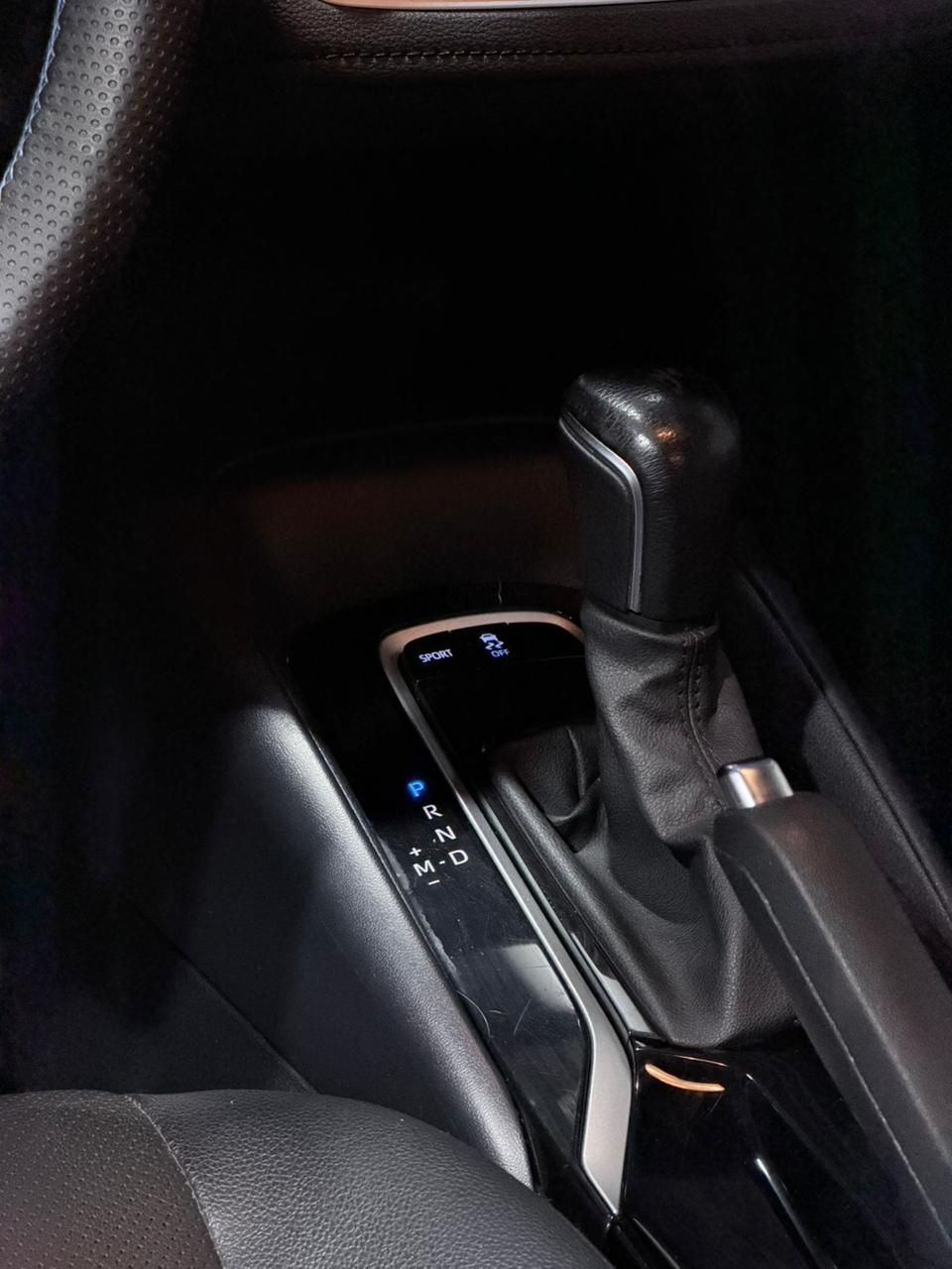 TOYOTA COROLLA XEI 2.0 — foto 17