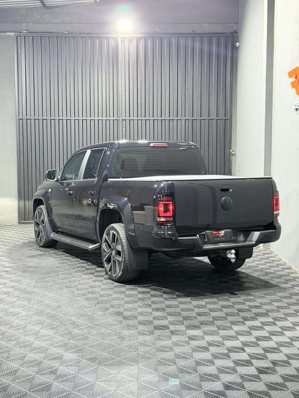 VW AMAROK 3.0 V6 HIGHLINE — foto 8