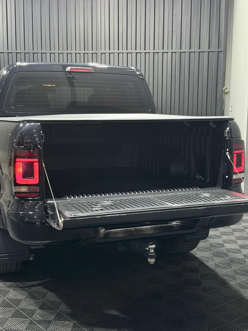 VW AMAROK 3.0 V6 HIGHLINE — foto 9