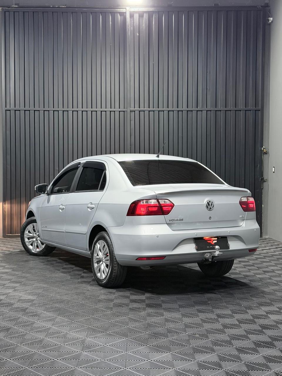 VW VOYAGE 1.6 CONFORTLINE — foto 5