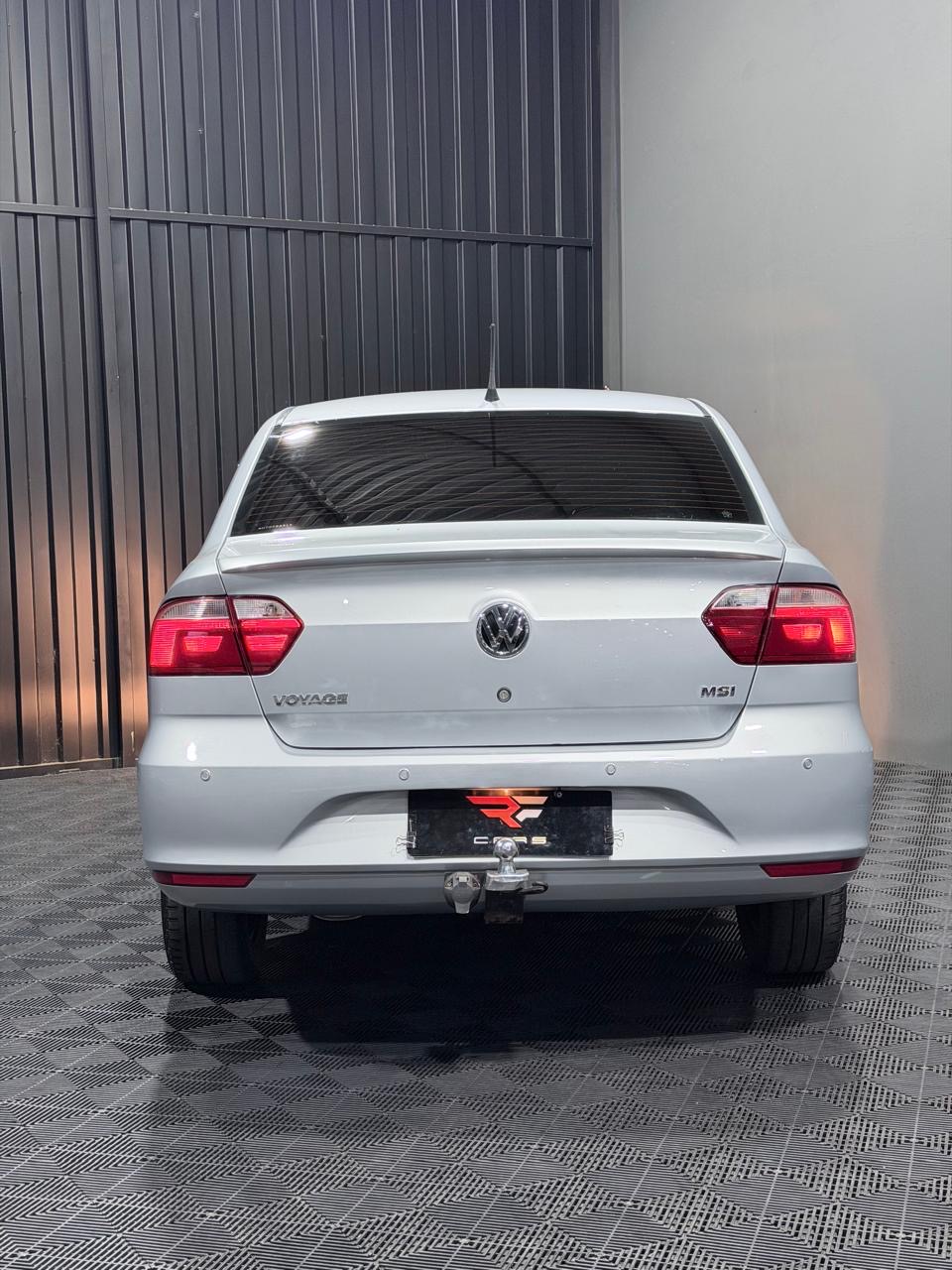 VW VOYAGE 1.6 CONFORTLINE — foto 9