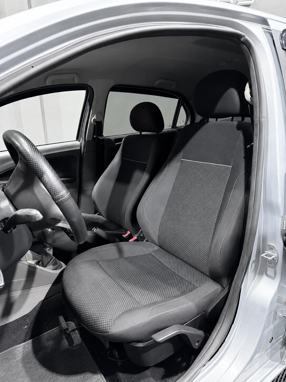 VW VOYAGE 1.6 CONFORTLINE — foto 15