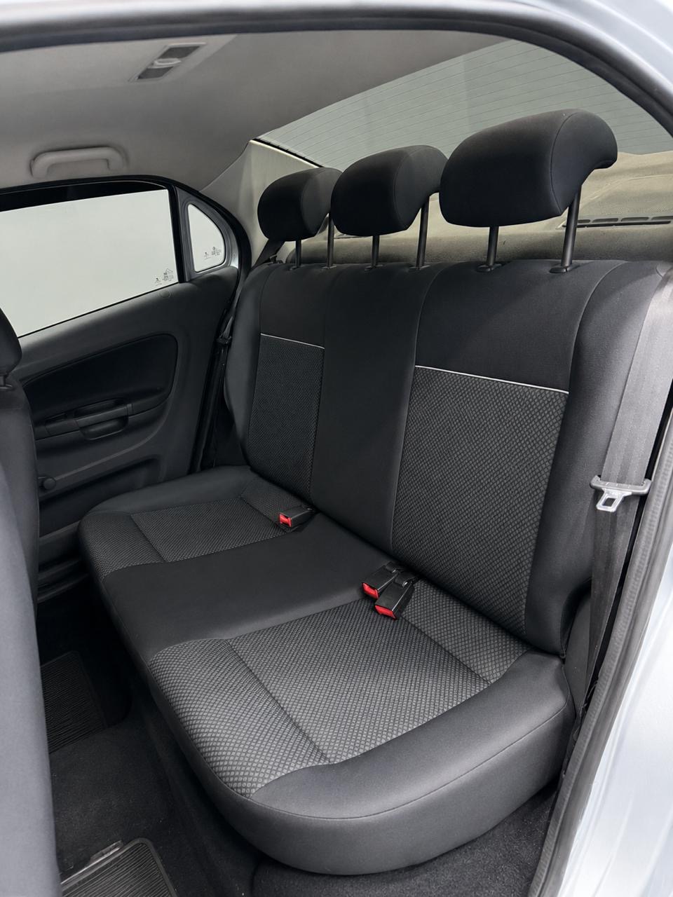 VW VOYAGE 1.6 CONFORTLINE — foto 16