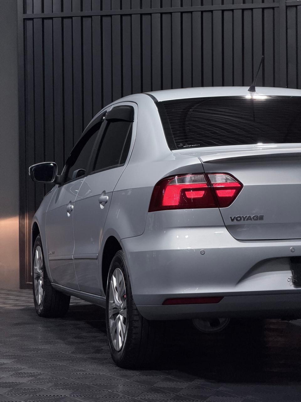 VW VOYAGE 1.6 CONFORTLINE — foto 19