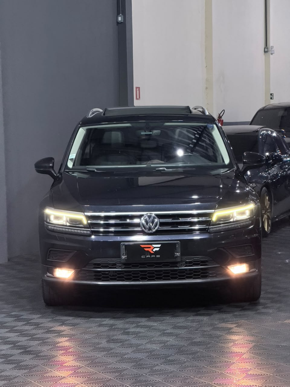 VW TIGUAN ALLSPACE COMFORTLINE 1.4 250 TSI — foto 3