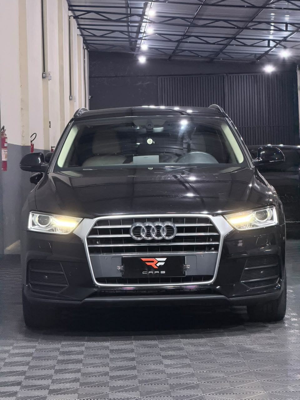 AUDI Q3 TFSI — foto 3