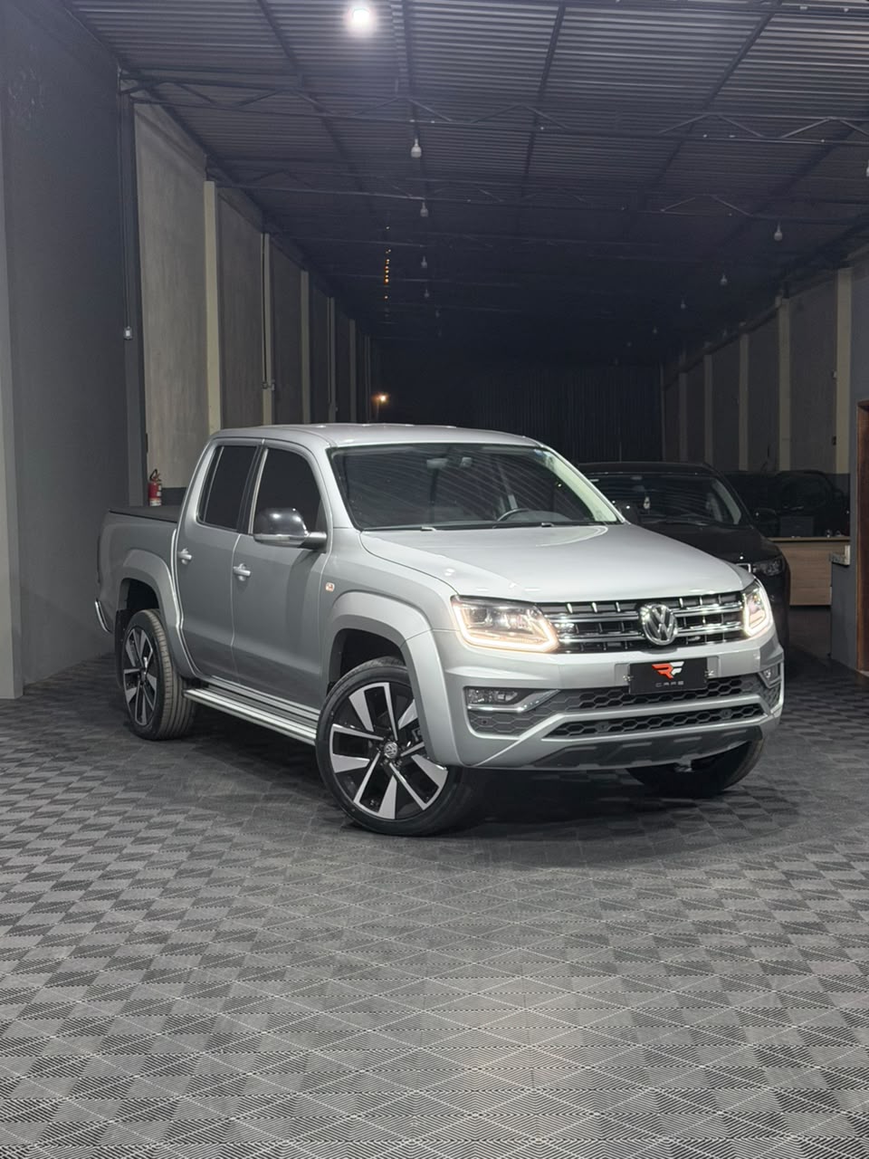 VW AMAROK 3.0 V6 HIGHLINE — foto 6