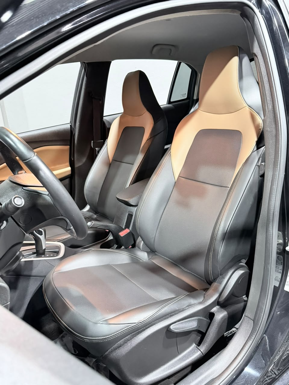 CHEVROLET ONIX PREMIER II 1.0 TURBO — foto 17