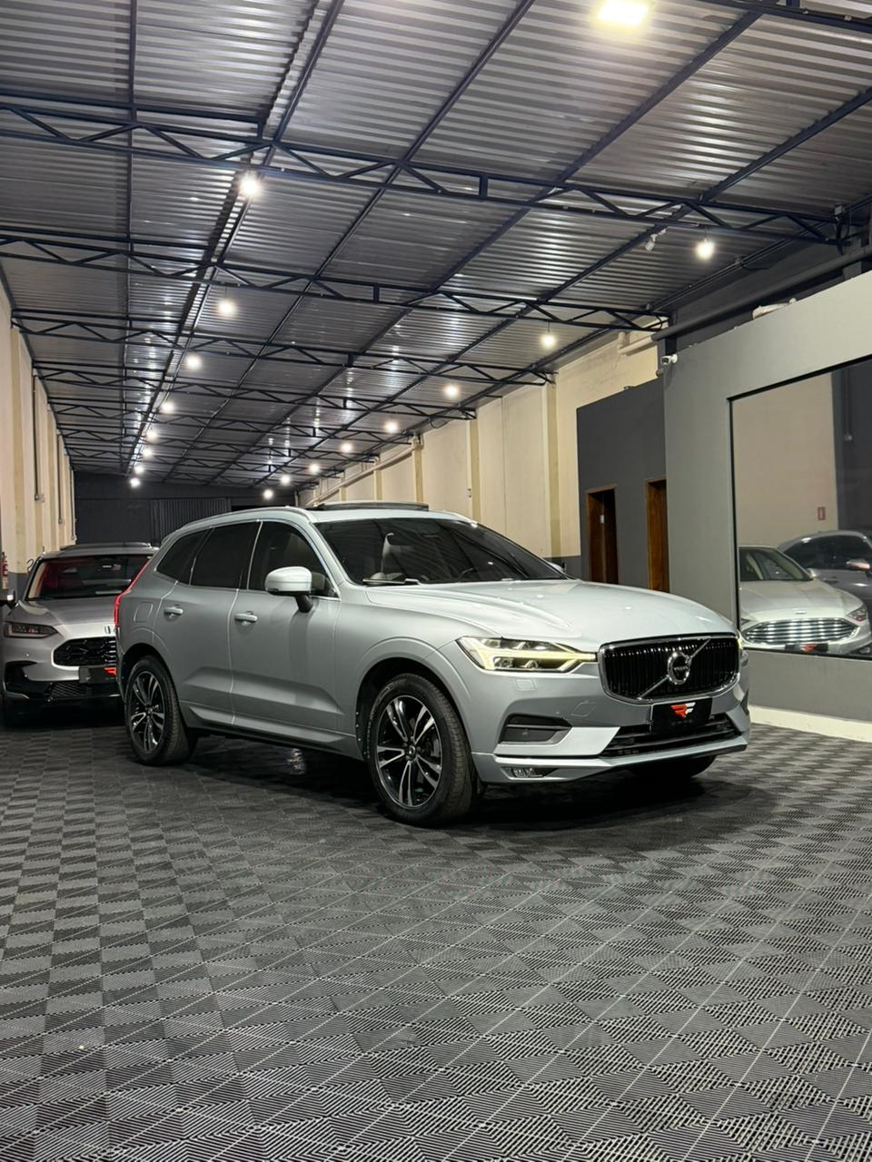 VOLVO XC60 T5 MOMENTUM 2.0 TURBO AWD — foto 7