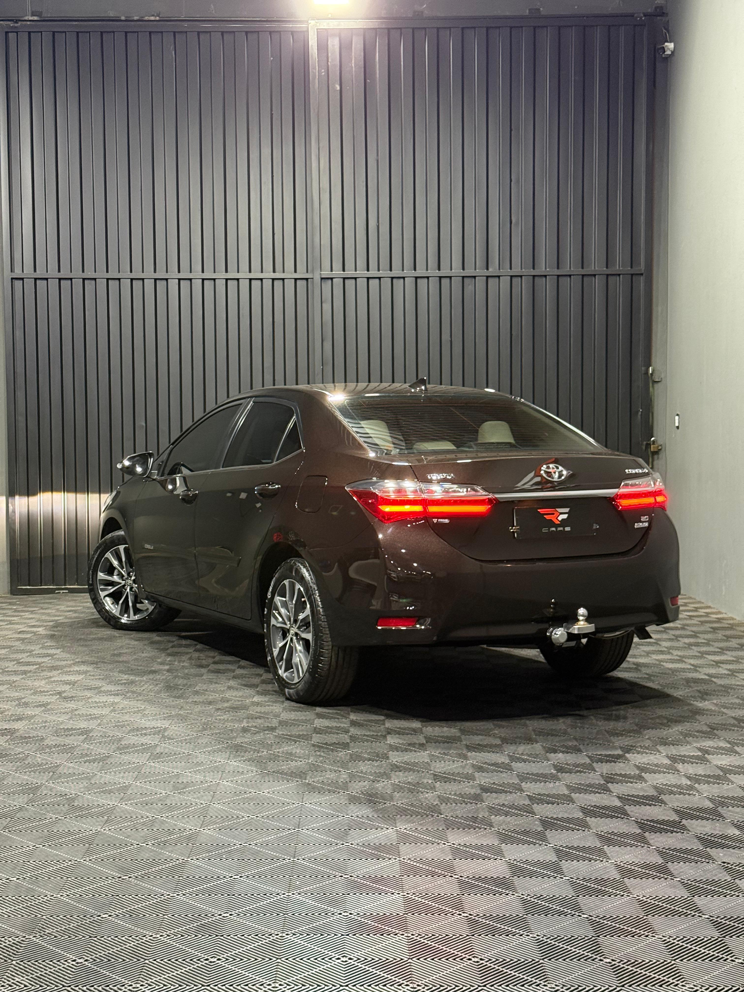 TOYOTA COROLLA ALTIS 2.0 FLEX — foto 9