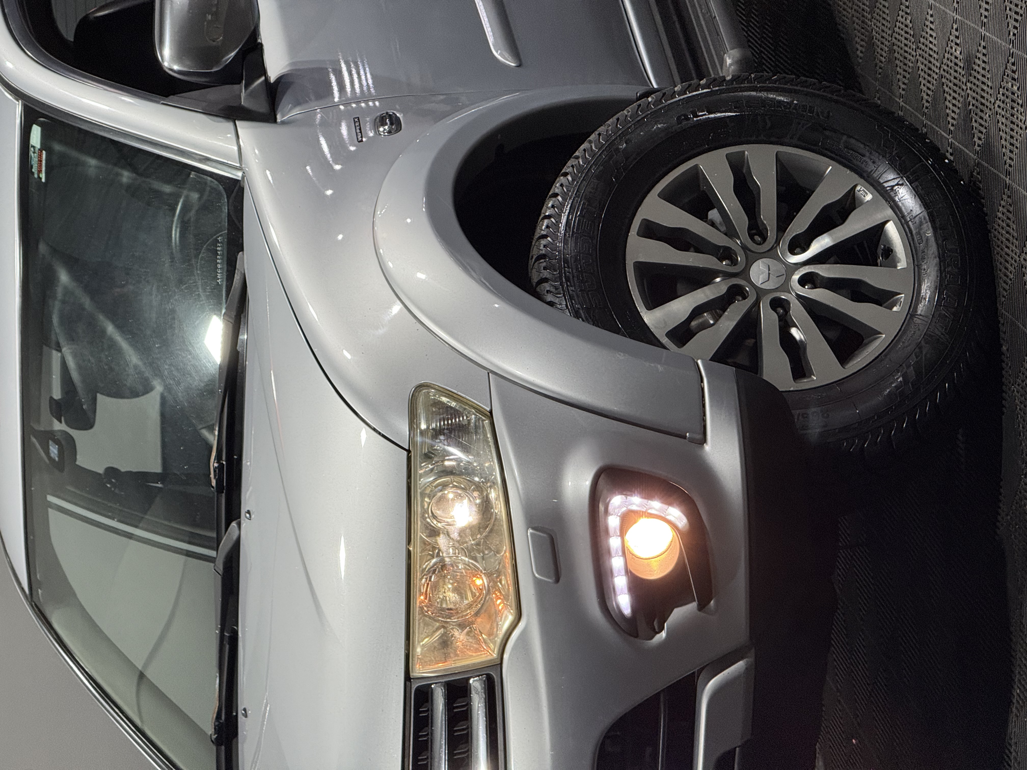 MITSUBISHI PAJERO HPE 3.5 V6 4x4 — foto 2