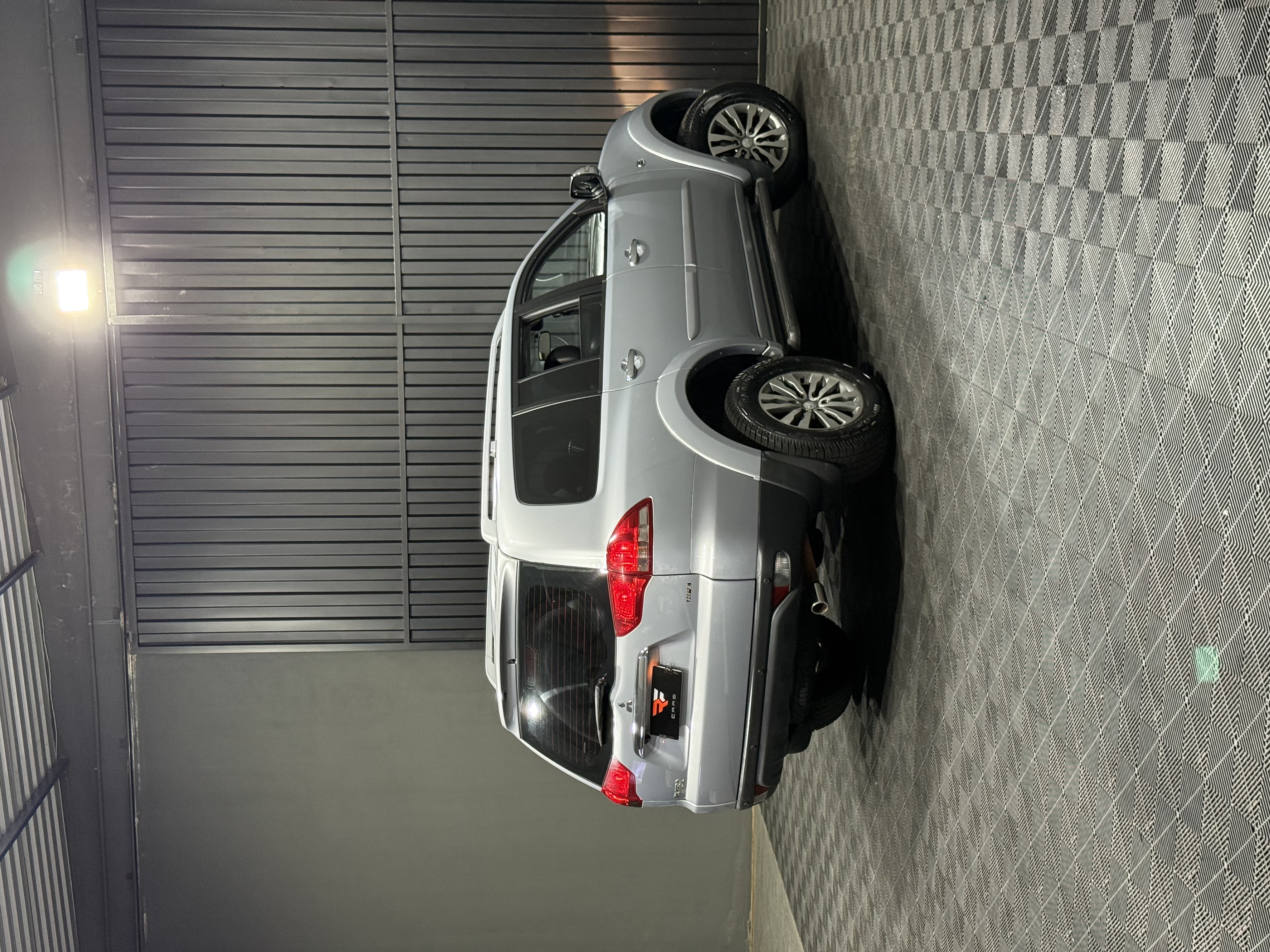 MITSUBISHI PAJERO HPE 3.5 V6 4x4 — foto 5