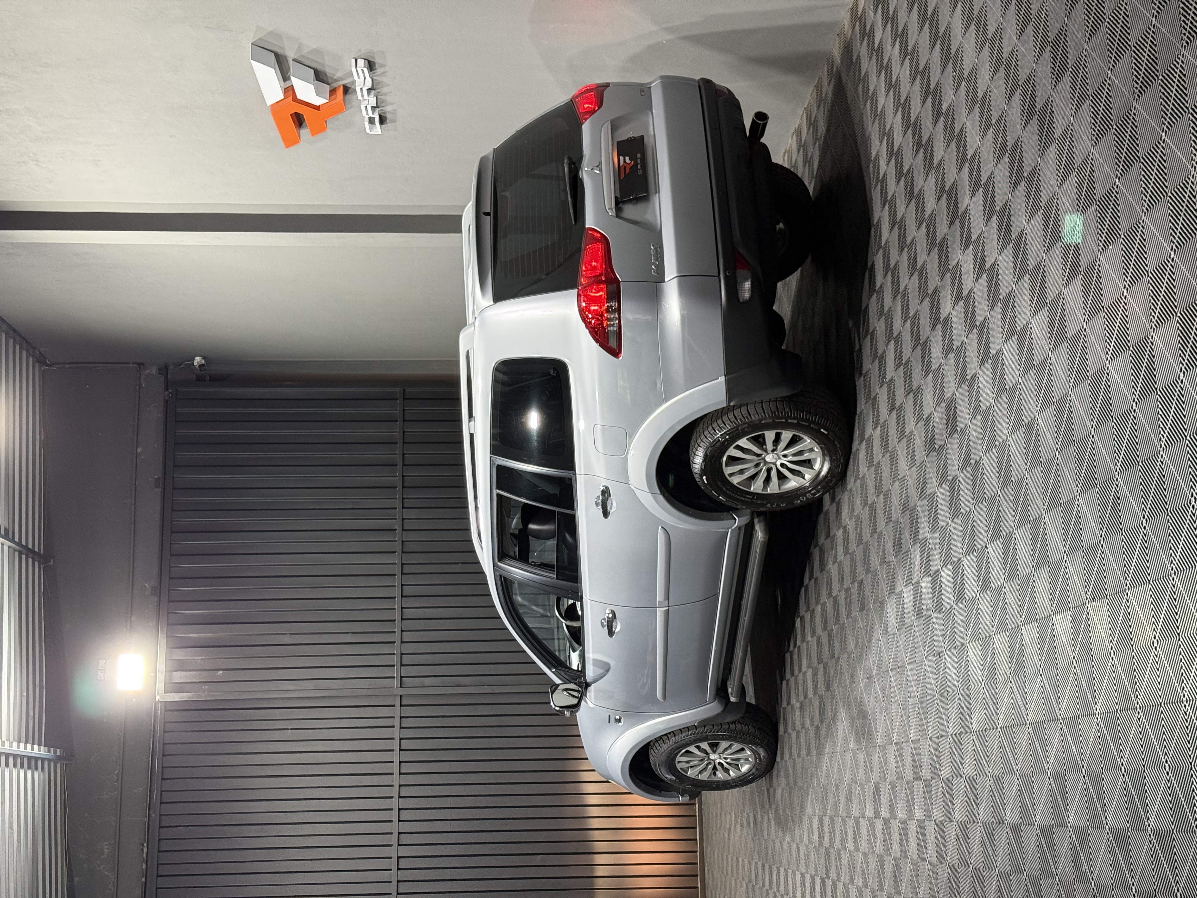 MITSUBISHI PAJERO HPE 3.5 V6 4x4 — foto 14