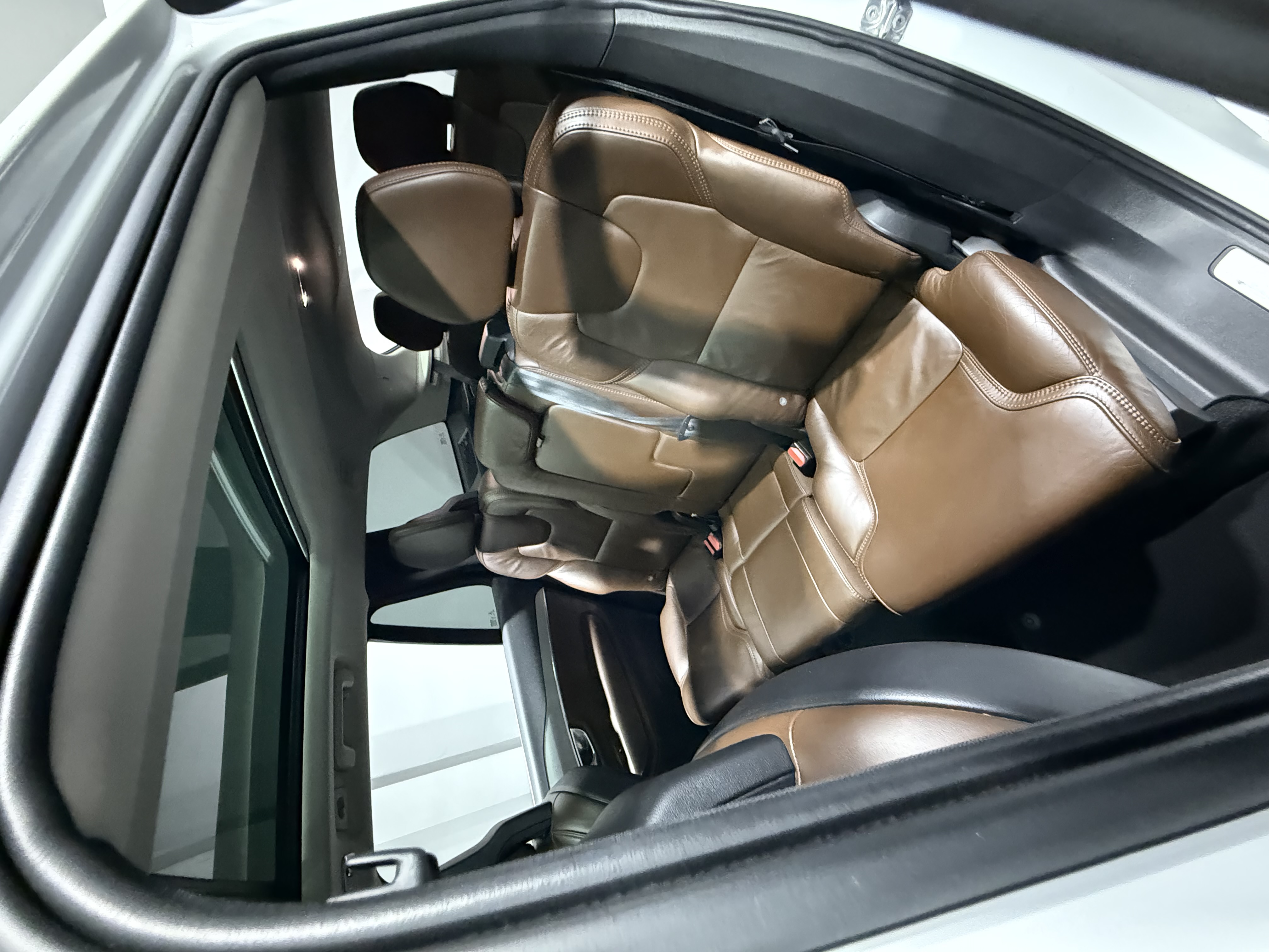 VOLVO XC90 T6 MOMENTUM — foto 14