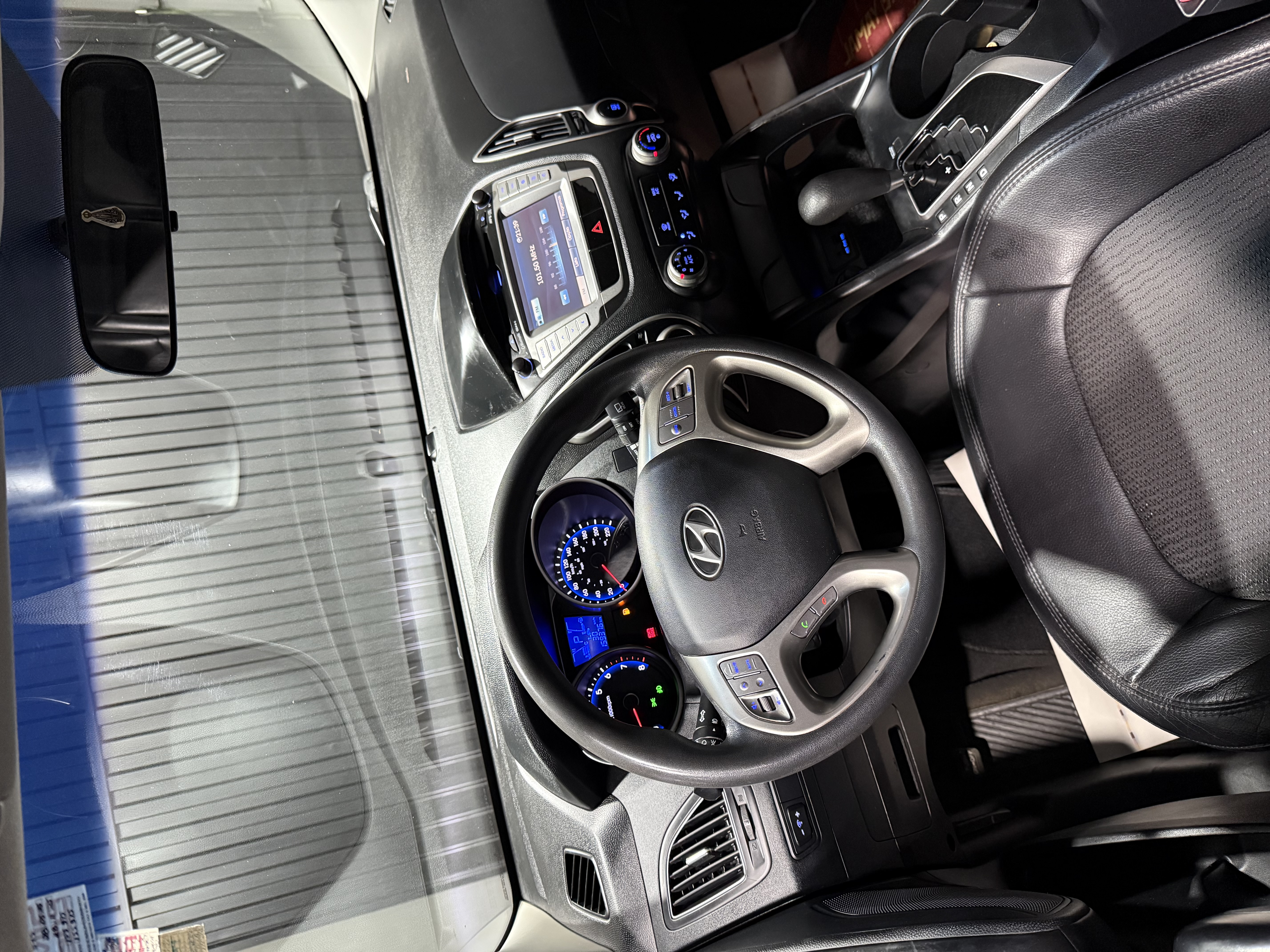 HYUNDAI IX35 GLS 2.0 — foto 10