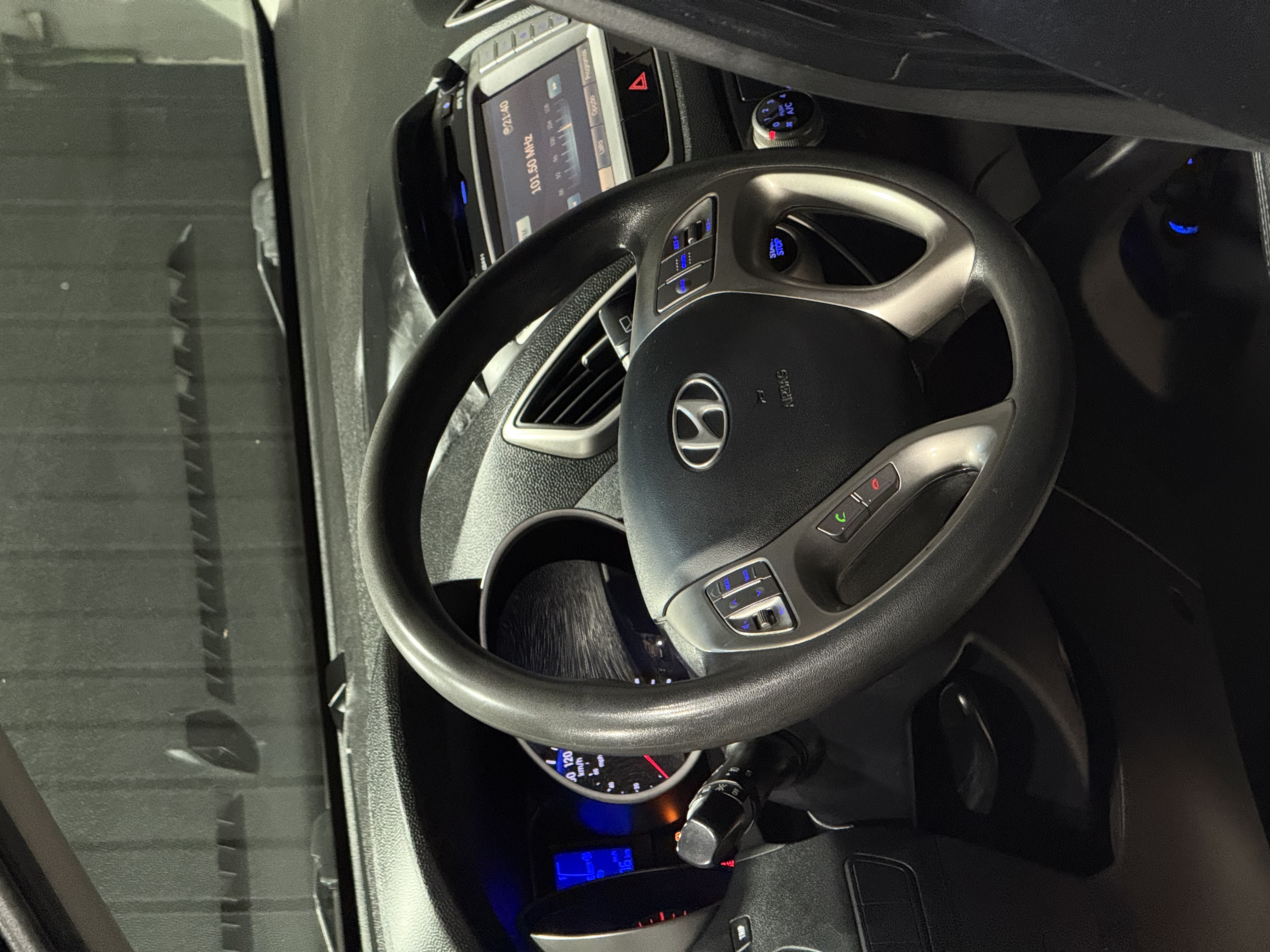 HYUNDAI IX35 GLS 2.0 — foto 11