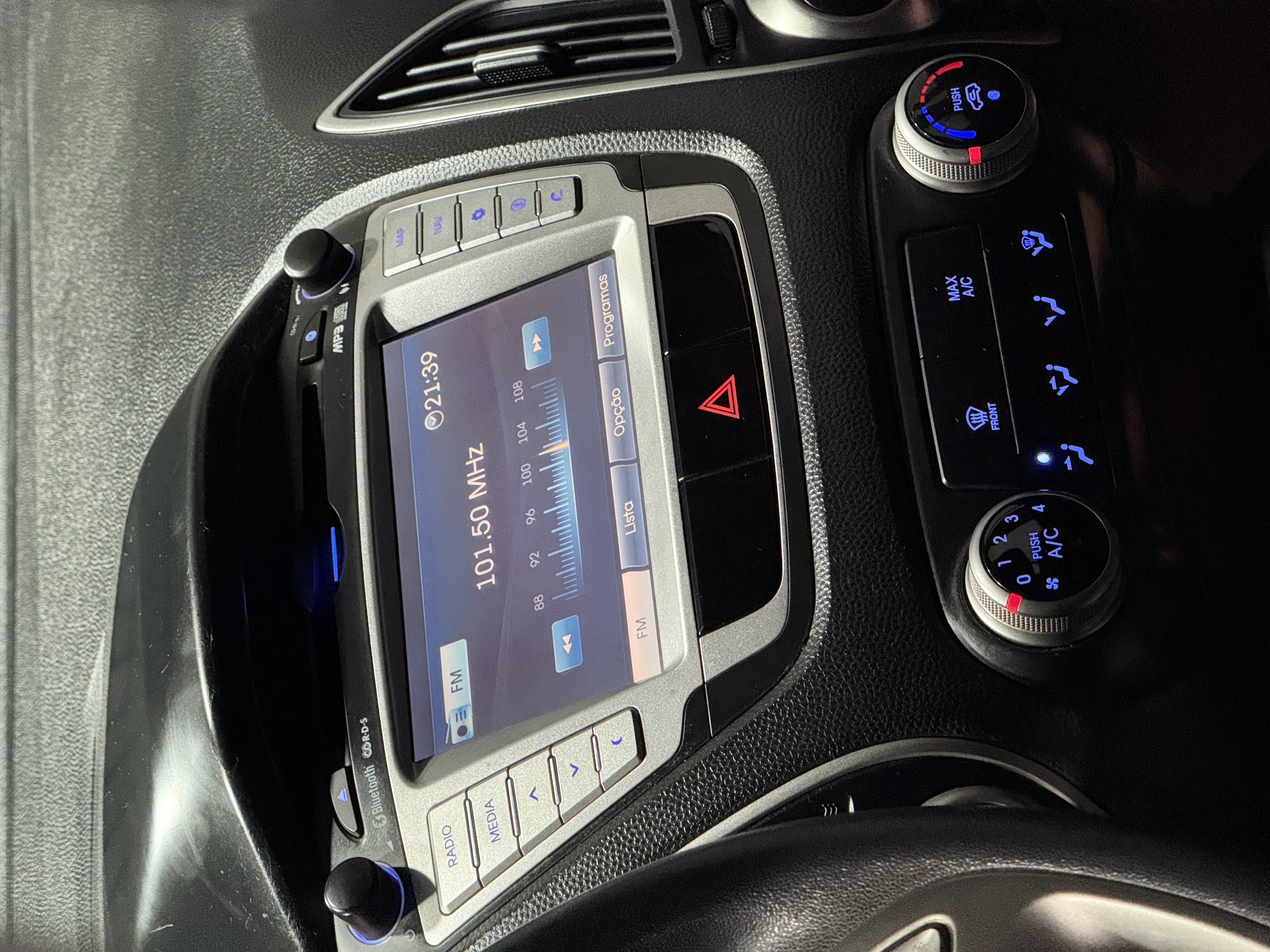 HYUNDAI IX35 GLS 2.0 — foto 12