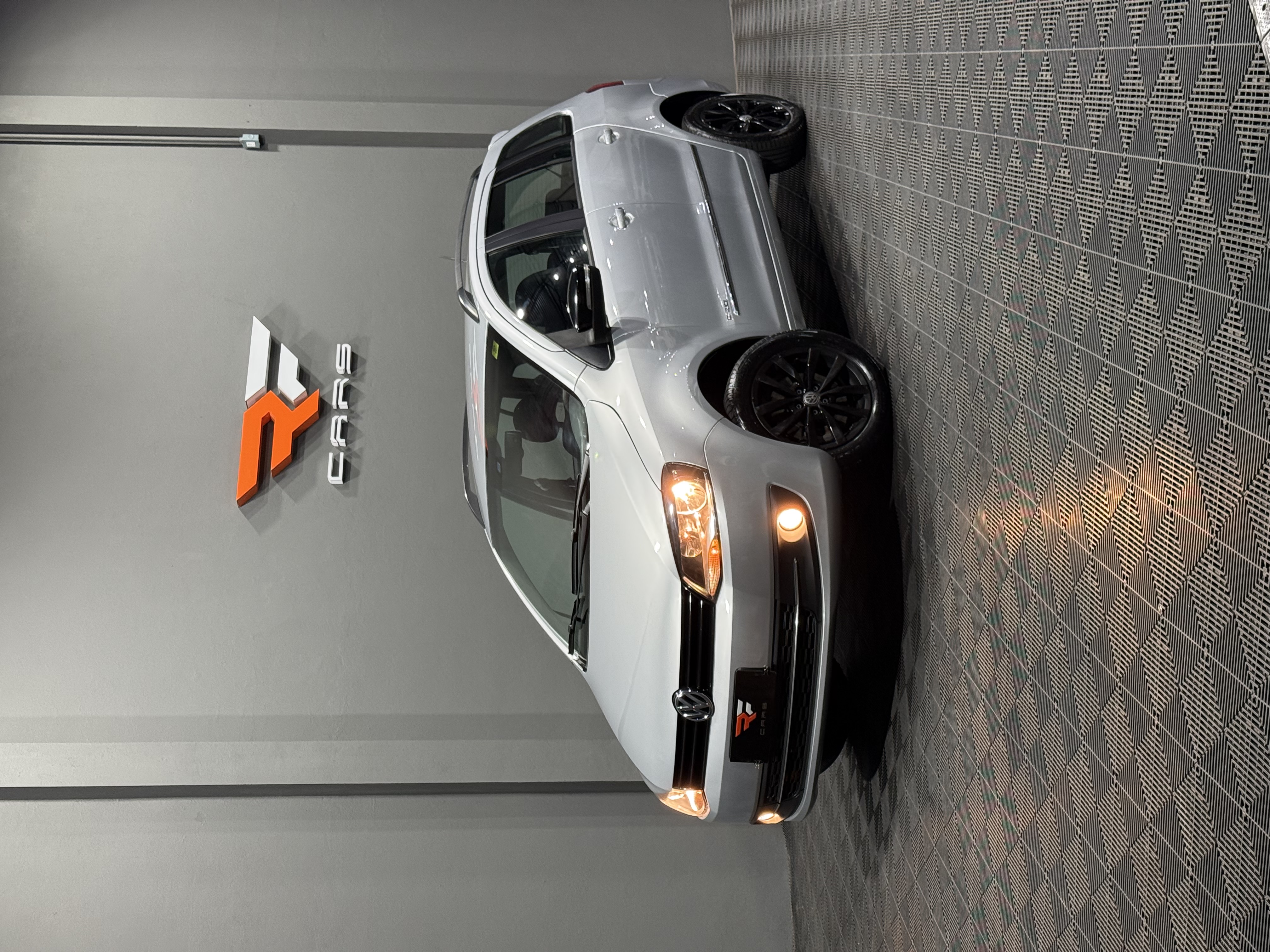 Volkswagen VW SPACEFOX HIGHLINE 2013/2014 — R$ 44.990,00