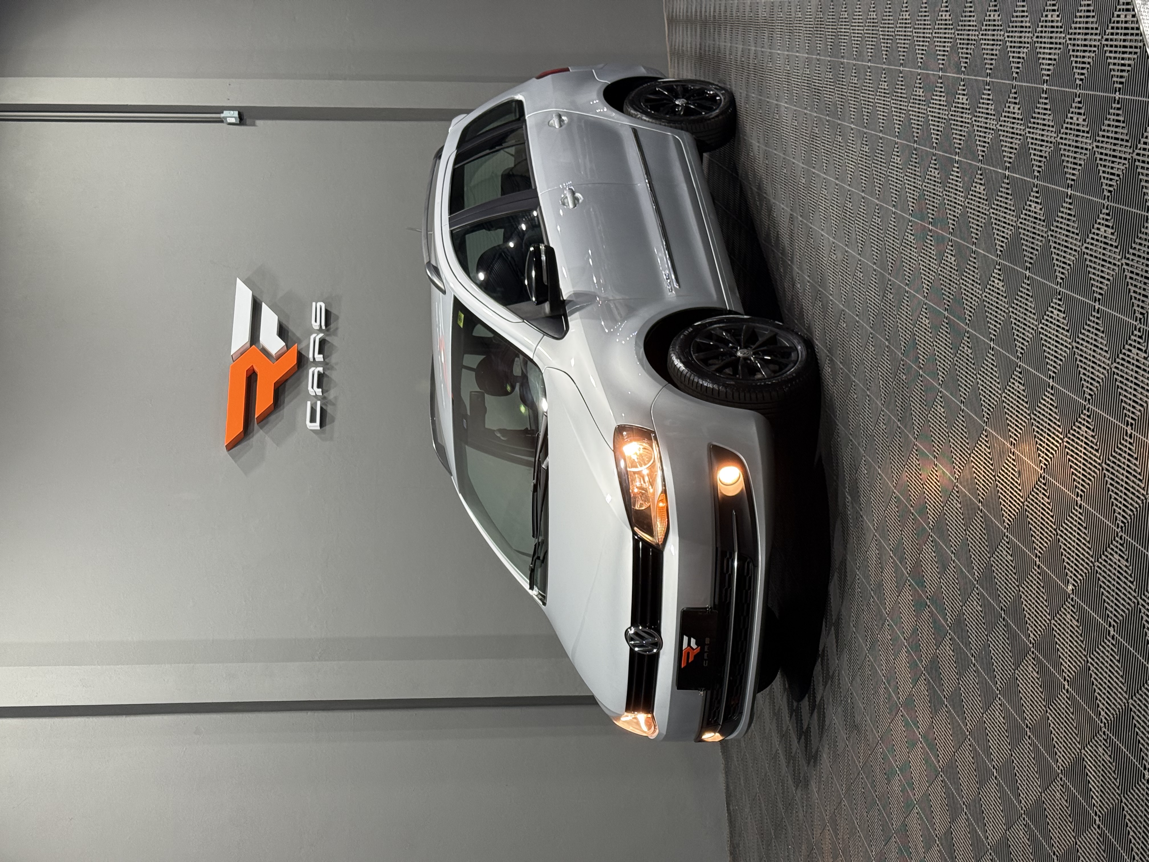 VW SPACEFOX HIGHLINE — foto 20