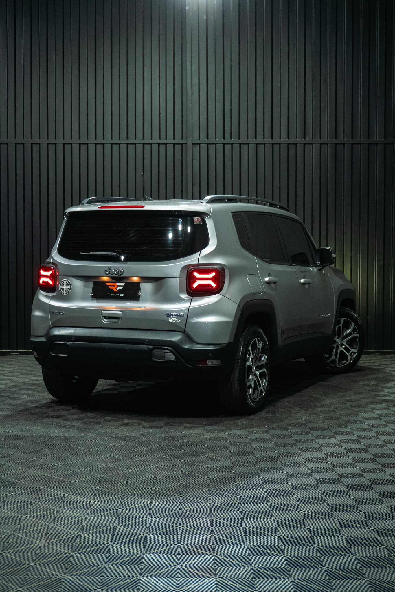 JEEP RENEGADE LONGITUDE T270 1.3 TURBO FLEX — foto 6