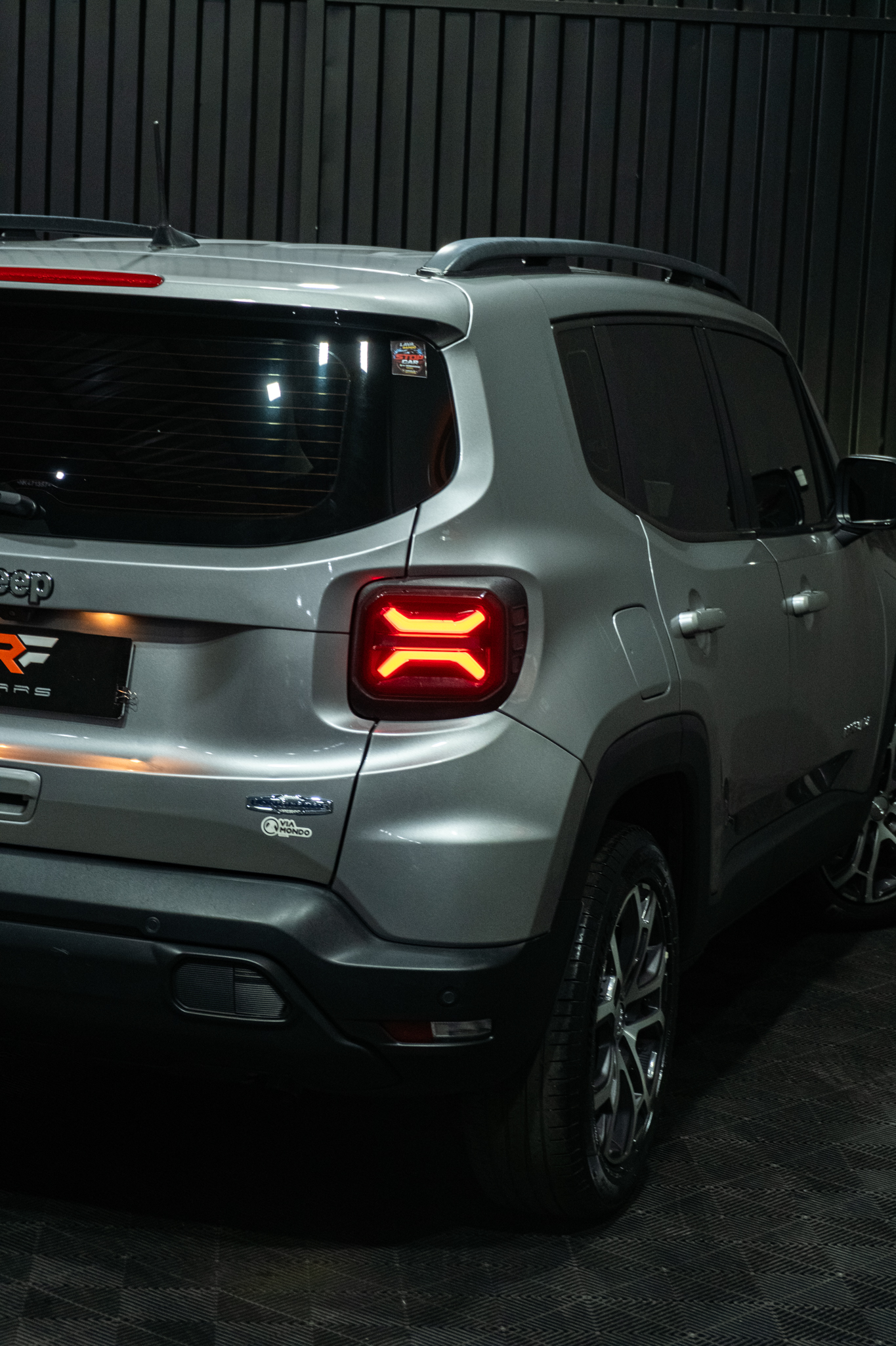 JEEP RENEGADE LONGITUDE T270 1.3 TURBO FLEX — foto 14