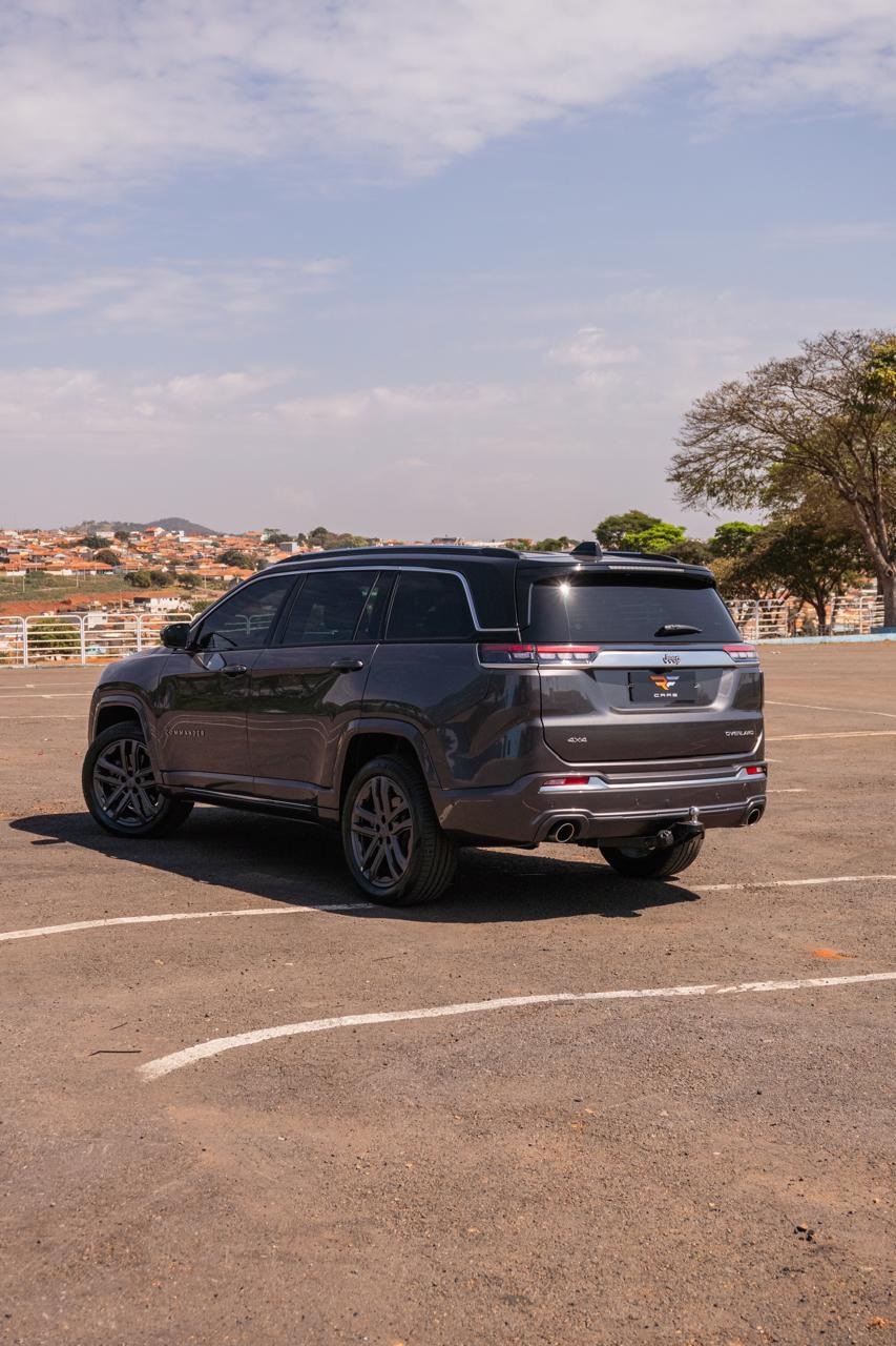 JEEP COMMANDER OVERLAND 2.0 HURRICANE 4X4 — foto 25