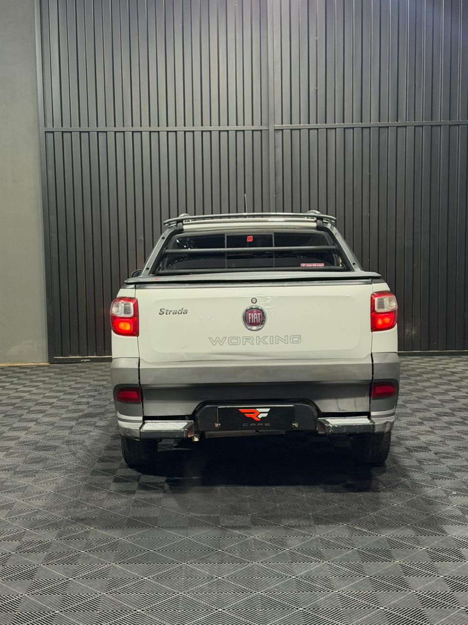 FIAT STRADA HARD WORKING CD 1.4 FLEX — foto 11