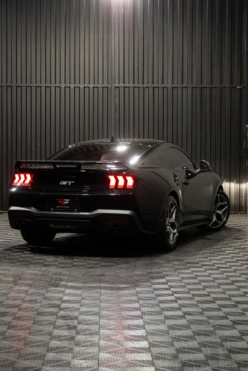 FORD MUSTANG GT PREMIUM 5.0 V8 — foto 12
