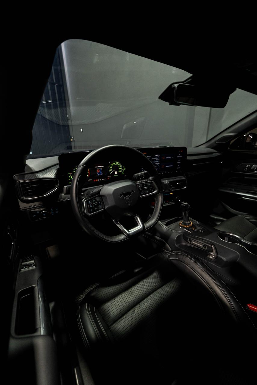 FORD MUSTANG GT PREMIUM 5.0 V8 — foto 14