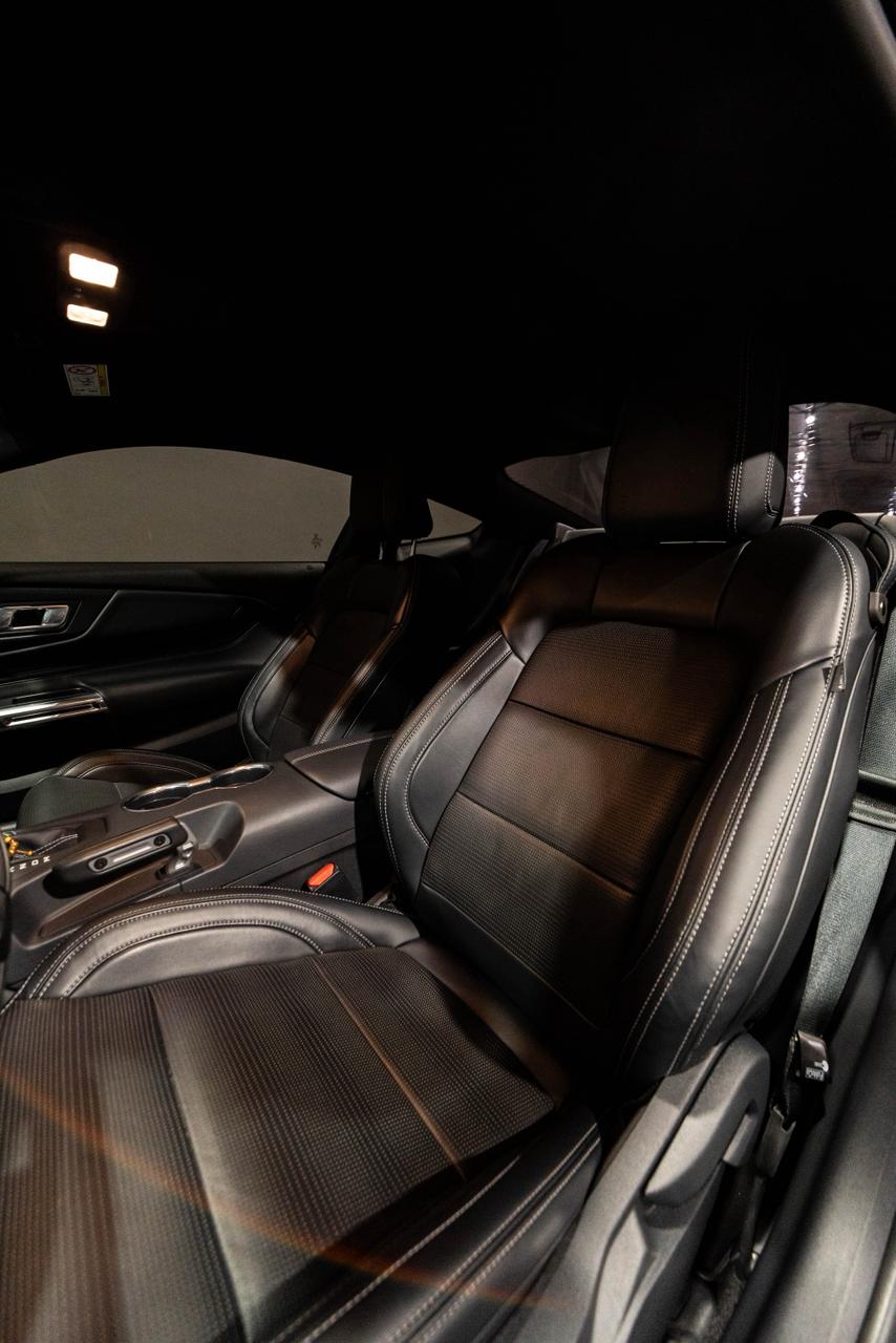 FORD MUSTANG GT PREMIUM 5.0 V8 — foto 16