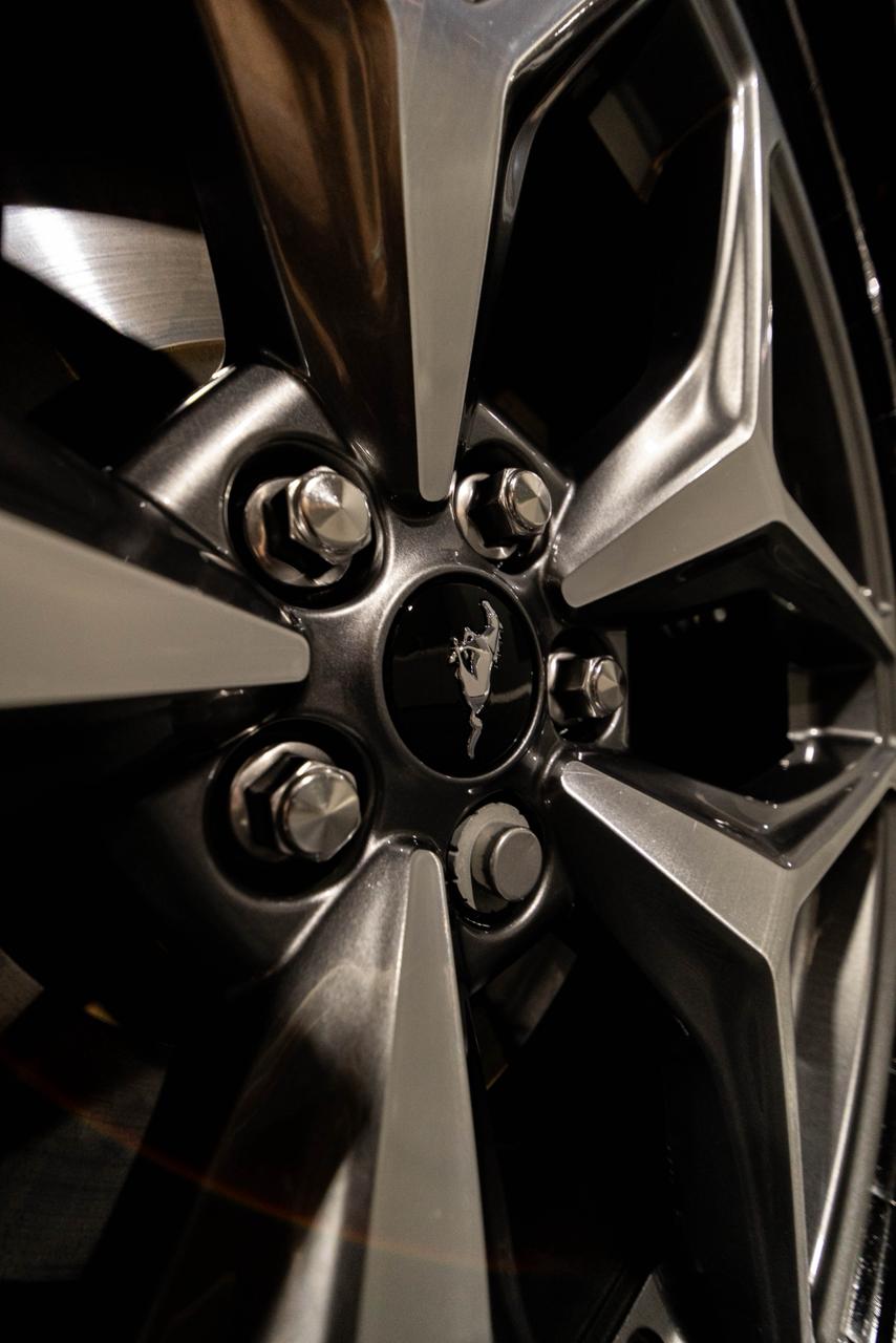 FORD MUSTANG GT PREMIUM 5.0 V8 — foto 21