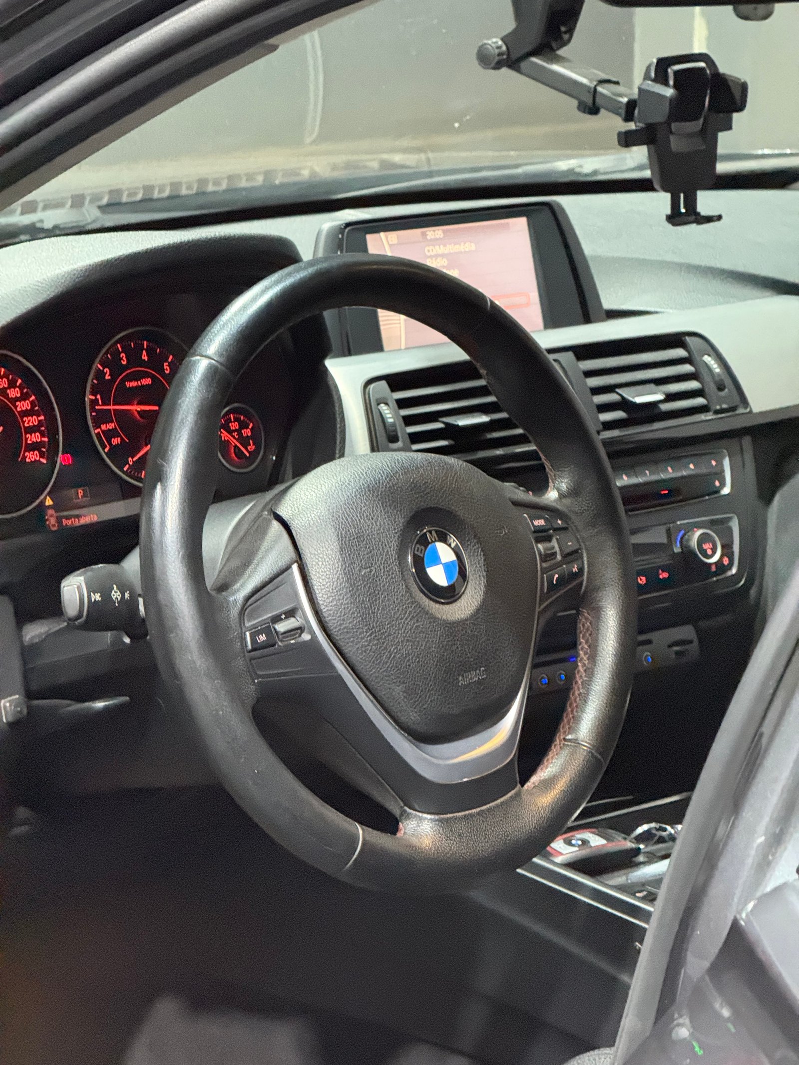 320i SPORT 2.0 TURBO — foto 9