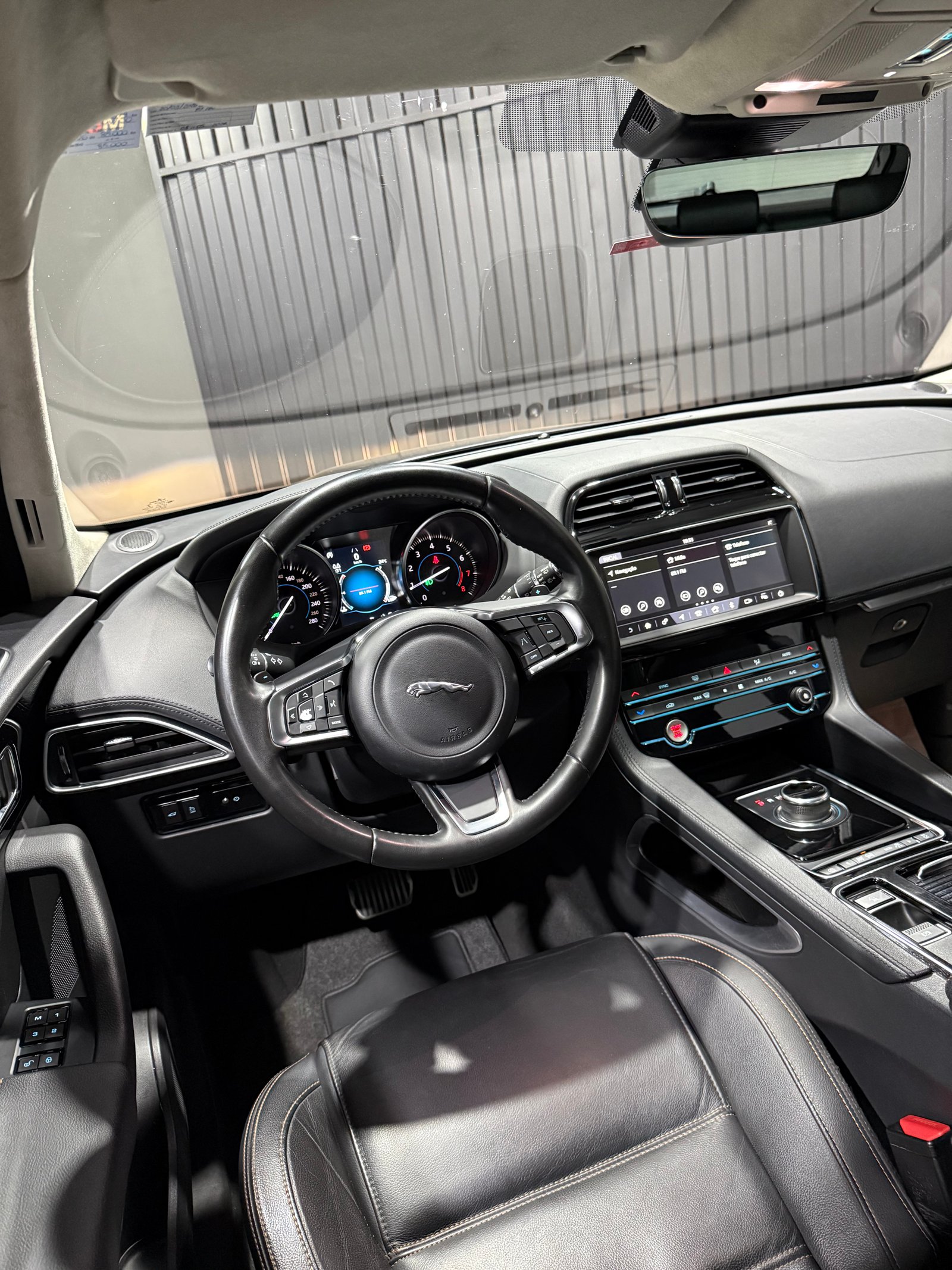 F-PACE PRESTIGE 2.0 TURBO — foto 10