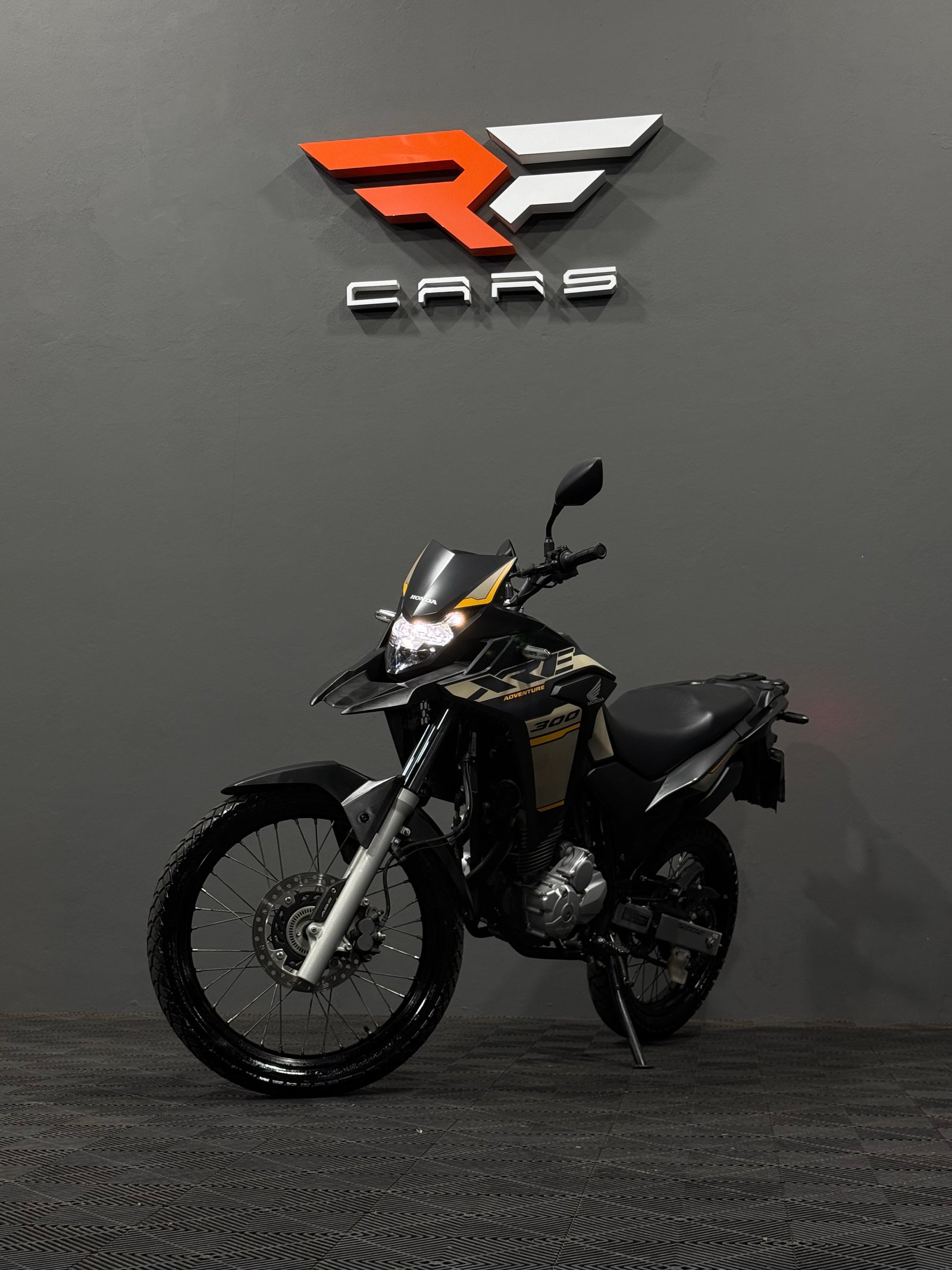 Honda HONDA XRE 300 ADVENTURE ABS 2023 — R$ 31.990,00
