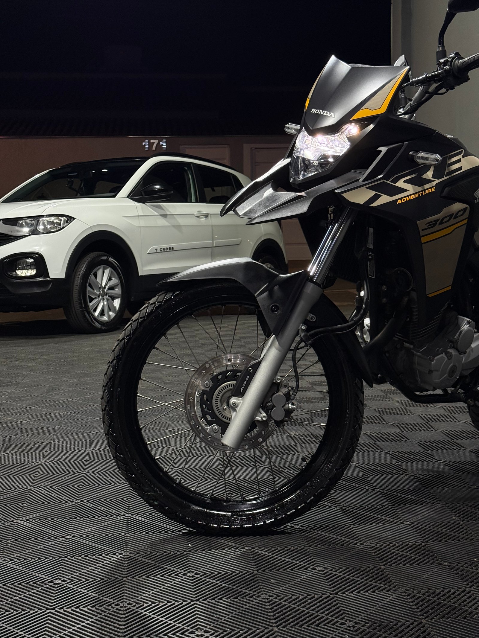 HONDA XRE 300 ADVENTURE ABS — foto 11