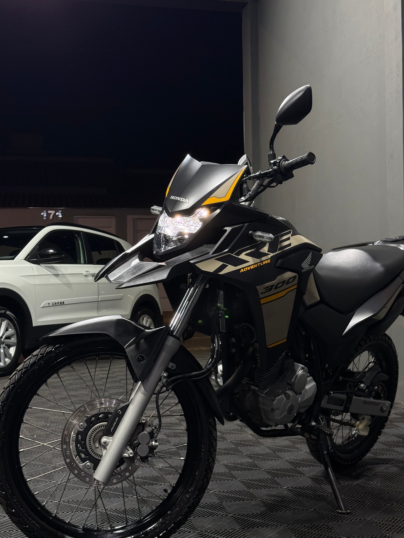 HONDA XRE 300 ADVENTURE ABS — foto 14