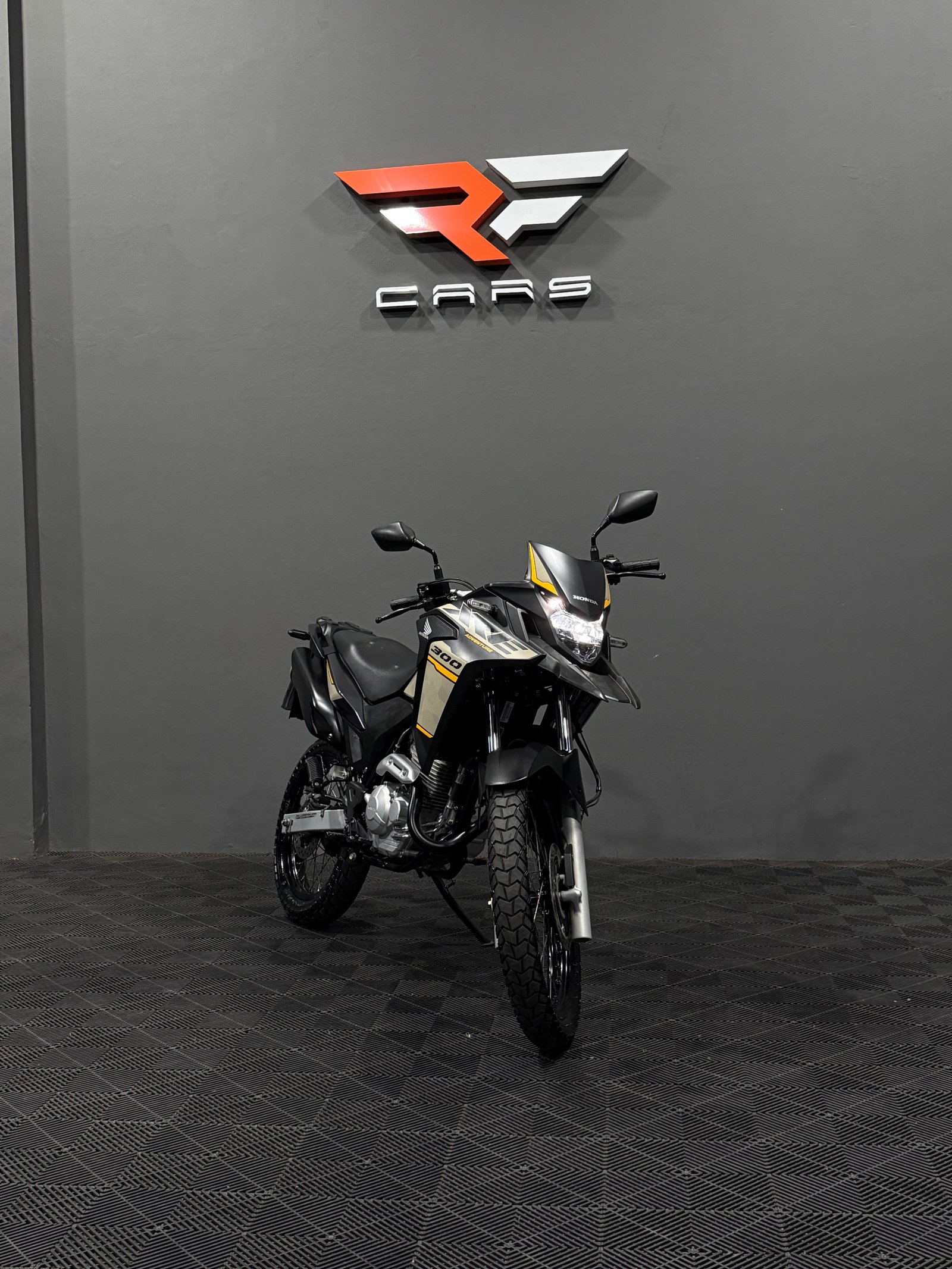 HONDA XRE 300 ADVENTURE ABS — foto 16